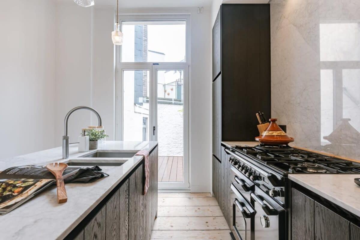 Vakantiehuis Huswell - Charming House In With Free Parking *