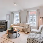 Huswell - Charming House In Antwerp With Free Parking
