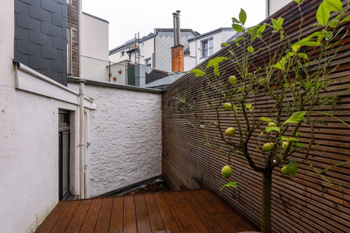 Huswell - Charming House In With Free Parking Ferienhaus